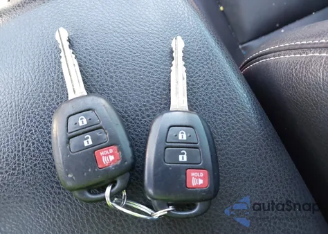 2017 Toyota Rav4 Xle из США, поврежденный, VIN JTMWFREV2HJ706278